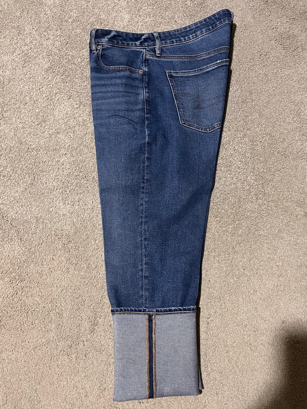 American Eagle Outfitters Women's Dark Blue Cropped Tomgirl Jeans